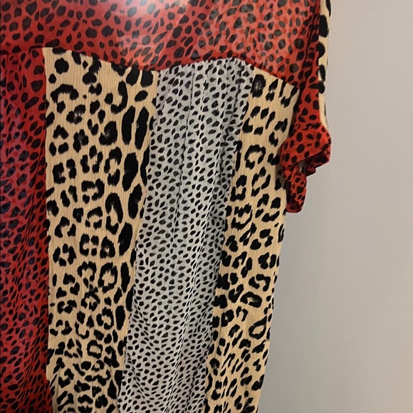 Umgee Red, Black, Cream Animal Print Patchwork Blouse - Picture 7 of 8
